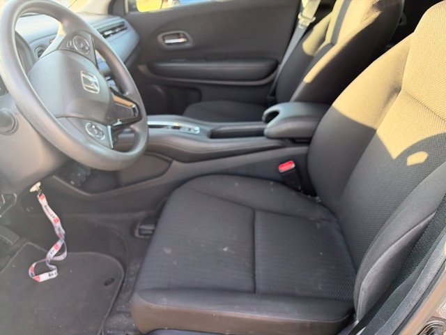 Used 2016 Honda HR-V LX image 4
