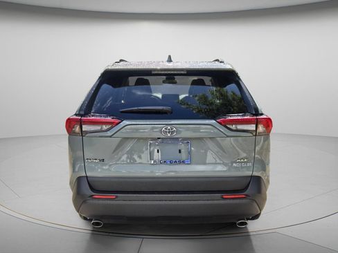 Used 2023 Toyota RAV4 XLE Premium FWD image 6