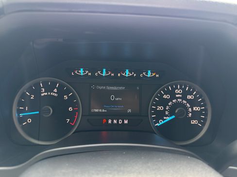 Used 2018 Ford F150 XLT w/ Equipment Group 302A Luxury AWD/4WD image 22