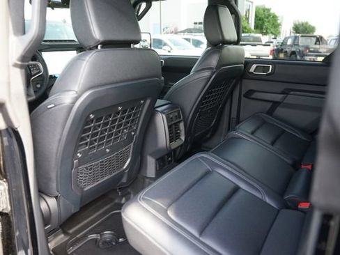 Used 2026 Ford Bronco Badlands AWD/4WD image 11