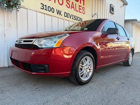Used 2009 Ford Focus SE FWD image 7