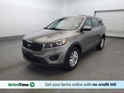 Used 2017 Kia Sorento LX w/ LX Convenience Package