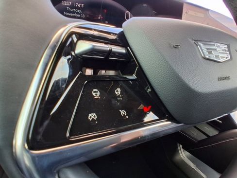 New 2026 Cadillac Vistiq Sport image 12