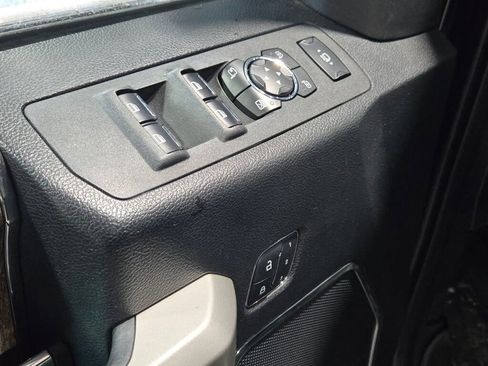 Used 2017 Ford F350 Lariat w/ Lariat Ultimate Package image 33