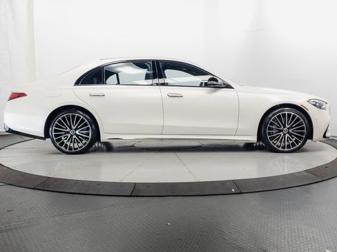 Used 2023 Mercedes-Benz S 580 4MATIC Sedan w/ AMG Line image 36