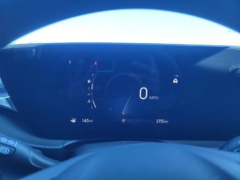 Used 2024 Buick Envista Preferred image 11