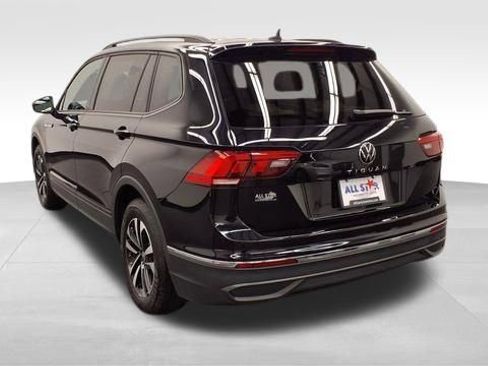 Used 2024 Volkswagen Tiguan S image 5
