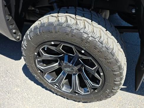 Used 2020 Toyota Tundra SR5 image 7