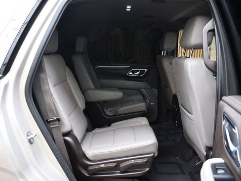 Used 2021 Chevrolet Tahoe LT image 37