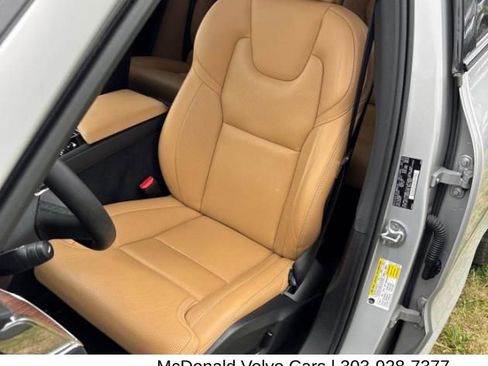 Used 2023 Volvo XC60 B5 Ultimate w/ Climate Package AWD/4WD image 4