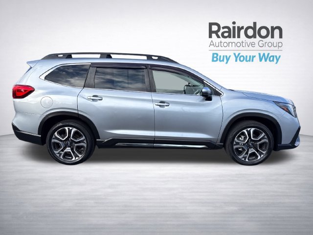 Used 2023 Subaru Ascent Limited w/ Technology Package AWD/4WD image 8