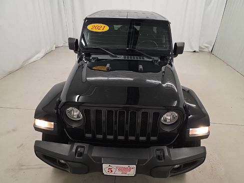 Used 2021 Jeep Wrangler Unlimited Sport AWD/4WD image 9