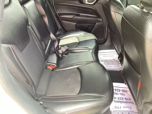 Used 2023 Jeep Compass Trailhawk image 14