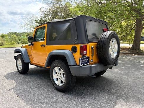 Used 2013 Jeep Wrangler Sport AWD/4WD image 6