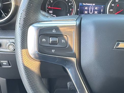 Used 2021 Chevrolet Blazer LT FWD image 17