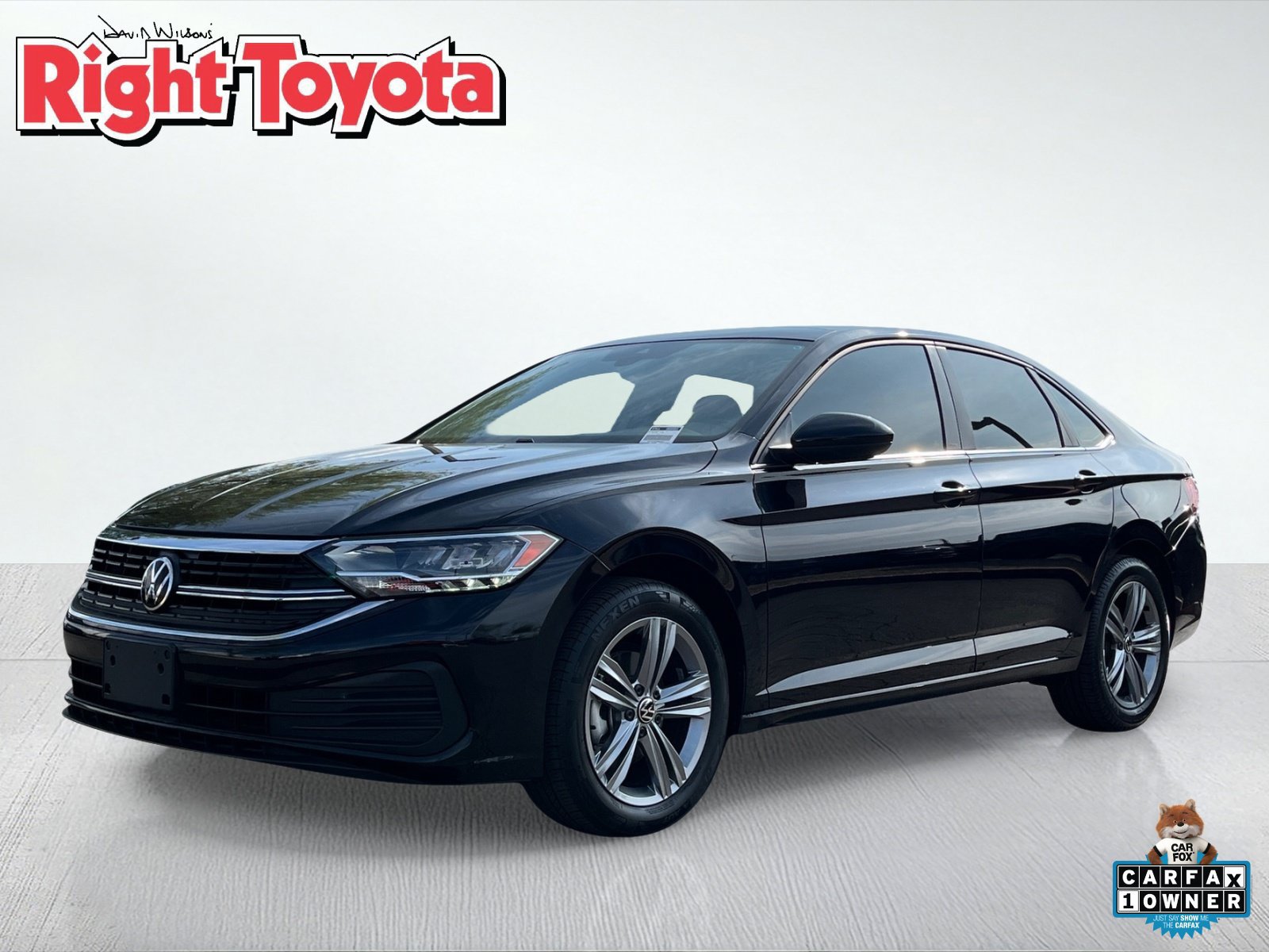 Used 2024 Volkswagen Jetta SE w/ Panoramic Sunroof Package FWD image 1