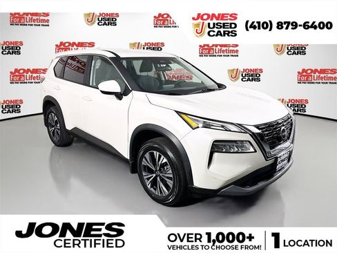 Used 2023 Nissan Rogue SV image 1