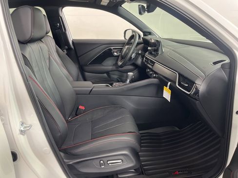 New 2026 Acura ADX A-Spec image 8