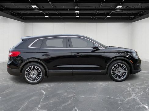 Used 2017 Lincoln MKX Reserve image 6