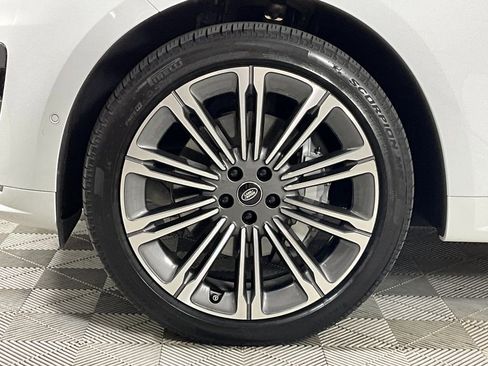 Certified 2025 Land Rover Range Rover Sport Dynamic SE AWD/4WD image 29