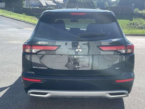 Used 2024 Mitsubishi Outlander SE FWD image 9