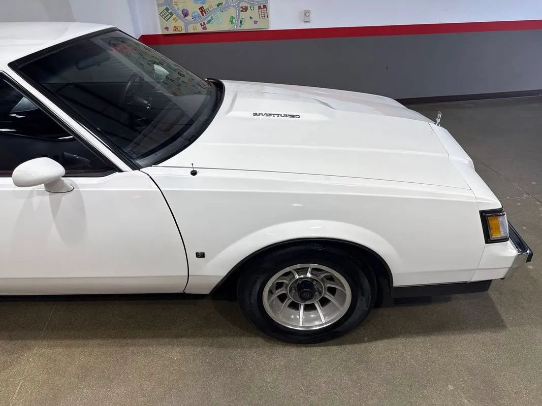 Used 1987 Buick Regal Coupe RWD image 40