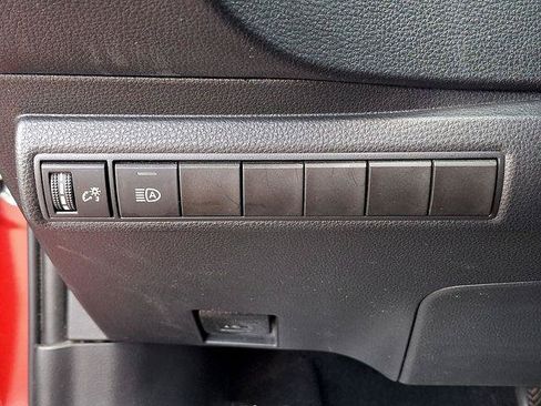 Certified 2020 Toyota Corolla LE FWD image 23