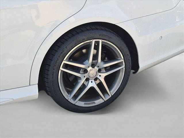 Used 2016 Mercedes-Benz E 350 Sedan image 18