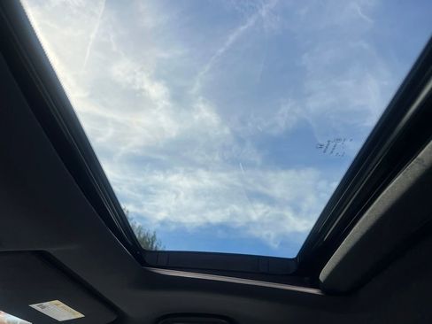 Used 2022 Honda Pilot TrailSport image 21