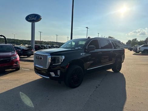 Used 2021 GMC Yukon XL Denali AWD/4WD image 7