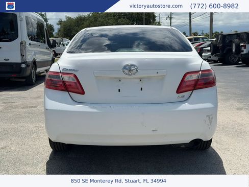 Used 2008 Toyota Camry LE FWD image 4