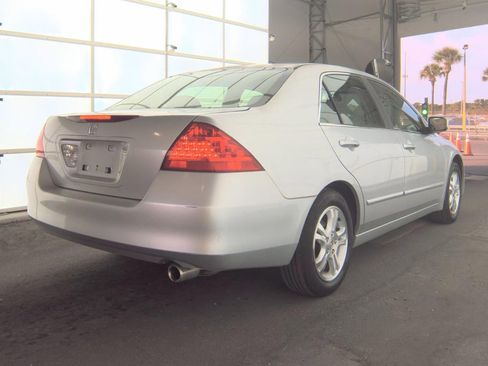 Used 2006 Honda Accord EX image 5