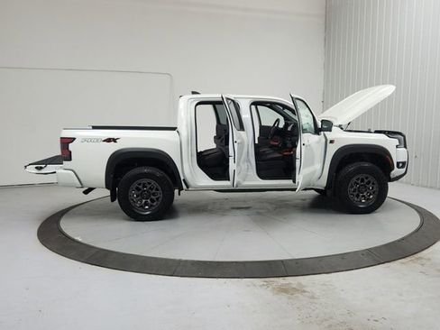 New 2026 Nissan Frontier PRO-4X w/ Pro Premium Package AWD/4WD image 16