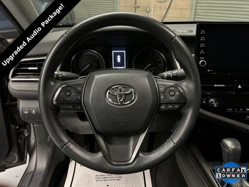 Used 2023 Toyota Camry SE image 19