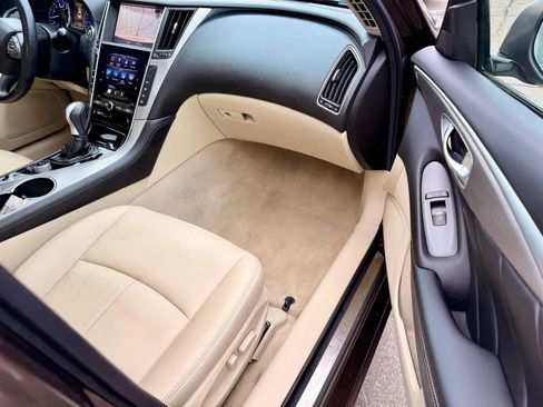 Used 2015 INFINITI Q50 Premium w/ Navigation Package image 8