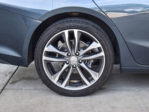 Used 2021 Chevrolet Malibu LT image 12