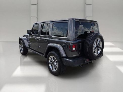 Certified 2018 Jeep Wrangler Unlimited Sahara AWD/4WD image 3