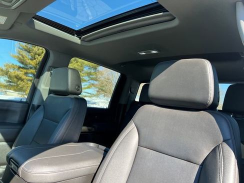 Used 2023 Chevrolet Silverado 2500 LTZ w/ LTZ Plus Package image 17