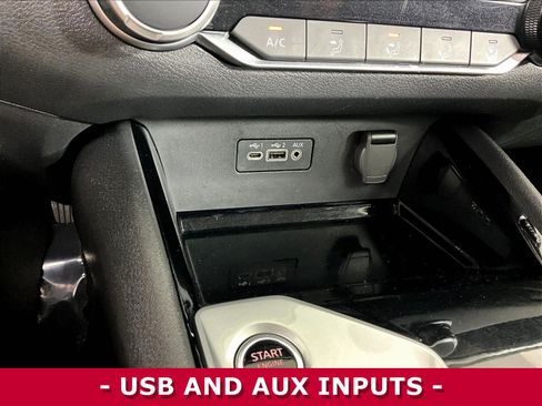 Certified 2024 Nissan Altima 2.5 SV FWD image 16