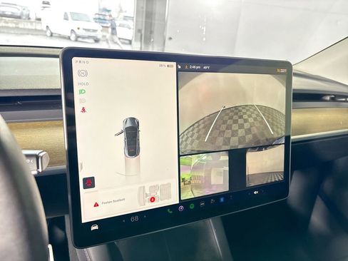 Used 2022 Tesla Model Y Performance image 17