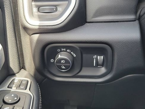 Used 2024 RAM 2500 Big Horn w/ Bed Utility Group AWD/4WD image 14