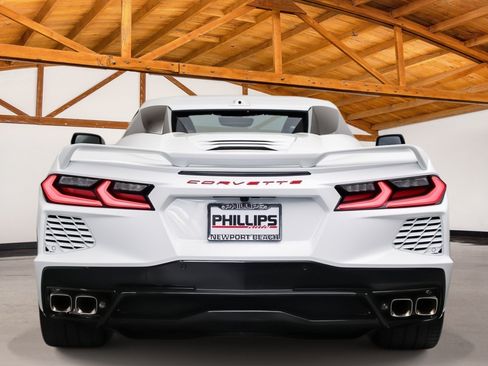 Used 2021 Chevrolet Corvette Stingray Premium Conv w/ Z51 Performance Package RWD image 5