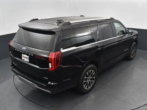 Used 2025 Ford Expedition Max Platinum AWD/4WD image 43