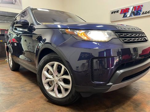 Used 2018 Land Rover Discovery SE image 39