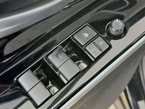 Used 2023 Toyota bZ4X XLE image 15