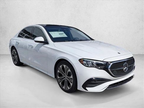 New 2026 Mercedes-Benz E 350 4MATIC Sedan image 6