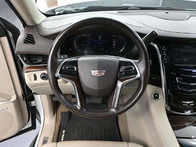 Used 2017 Cadillac Escalade ESV 4WD image 22