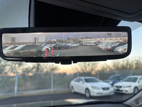 Used 2020 Toyota RAV4 Limited image 12