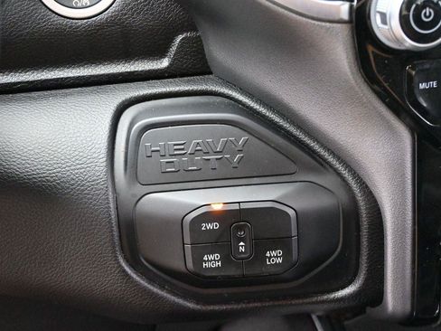 Used 2025 RAM 3500 Big Horn AWD/4WD image 19