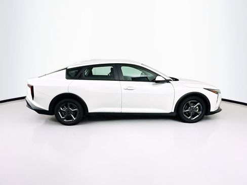 Used 2025 Kia K4 FWD image 10